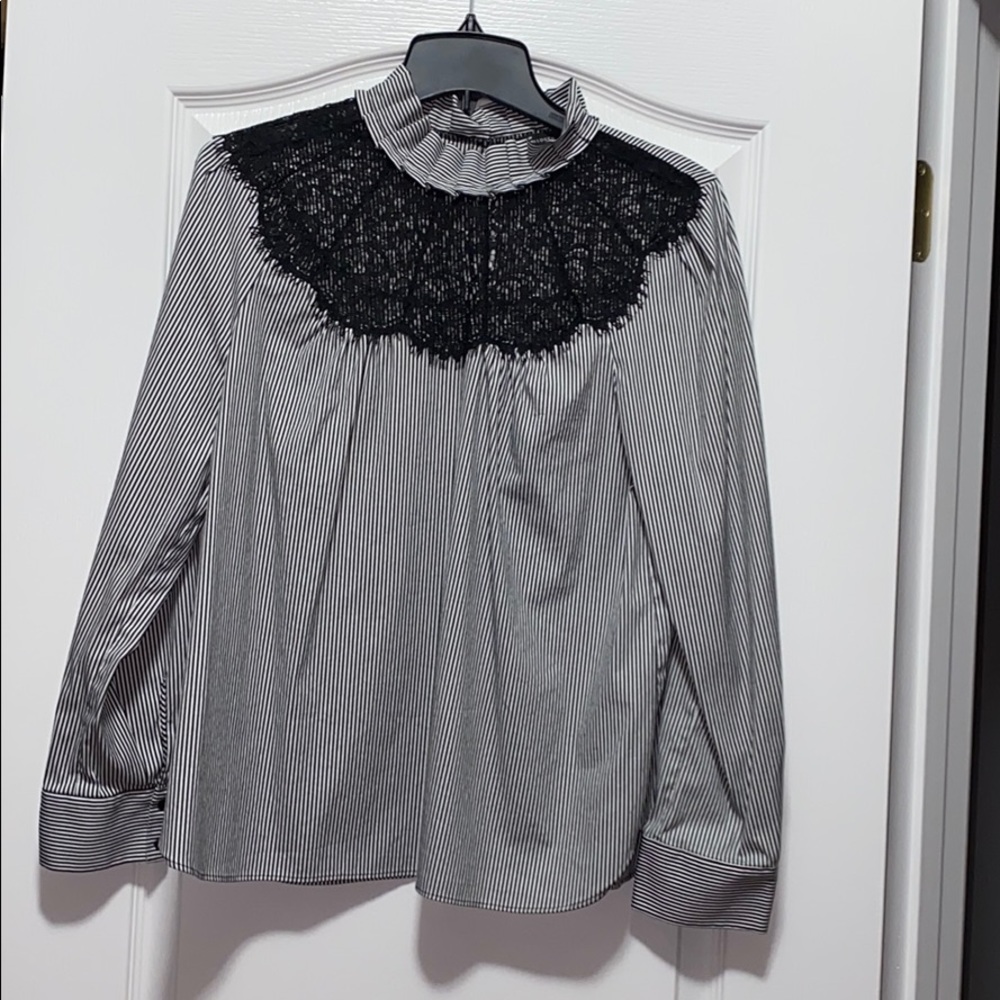 Halogen lace yoke poplin pinstripe blouse.